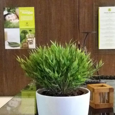 莱克鲁斯79餐厅酒店 Chassignelles 外观 照片